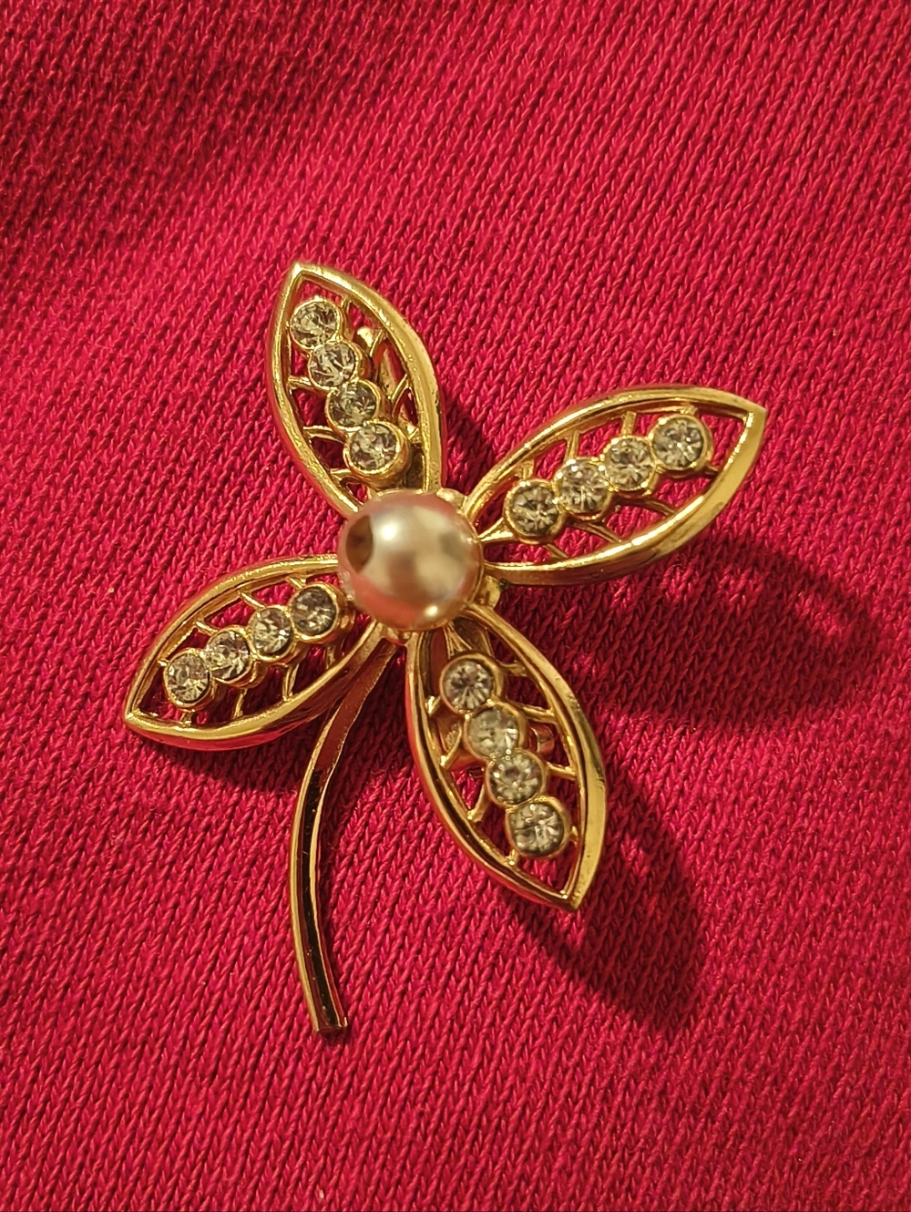 Coro Art Deco 1950s Floral Brooch with Pearl and Crystals